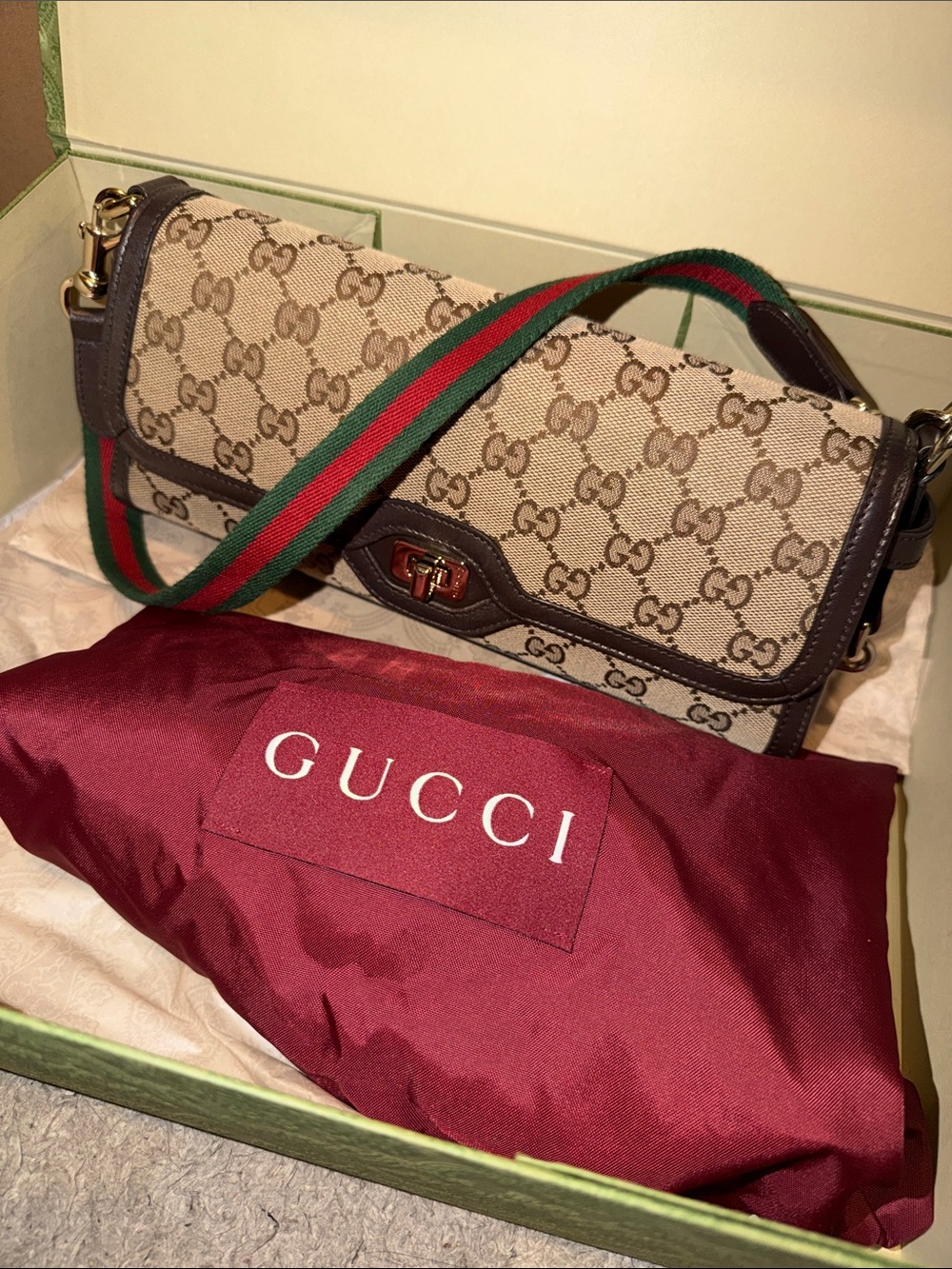 Gucci Luce shoulder bag & Gucci Luce Wallet GG CANVAS - AUTHENTIC GUCCI w/boxes